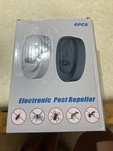 NWT Electronic pest Repeller 6PC