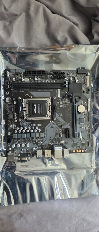 Gigabyte B650M S2H AMD AM5 Socket Motherboard, Micro-ATX, 2x DDR5
