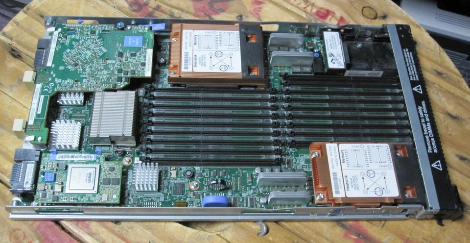 IBM HS22V BladeServer Qlogic 7871 AC1 - Image 4 of 4