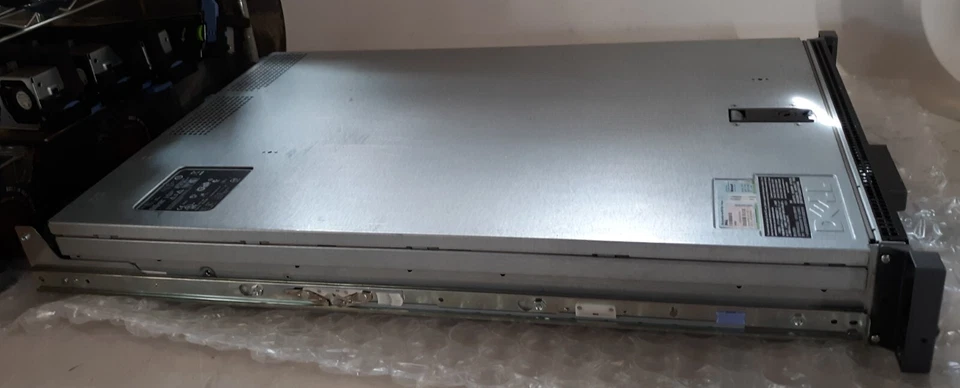 Dell PowerEdge R710 E02S Intel Xeon X5550 64GB PC3 NO HDD Server w/ 2x 570w PSU - Image 2 of 4