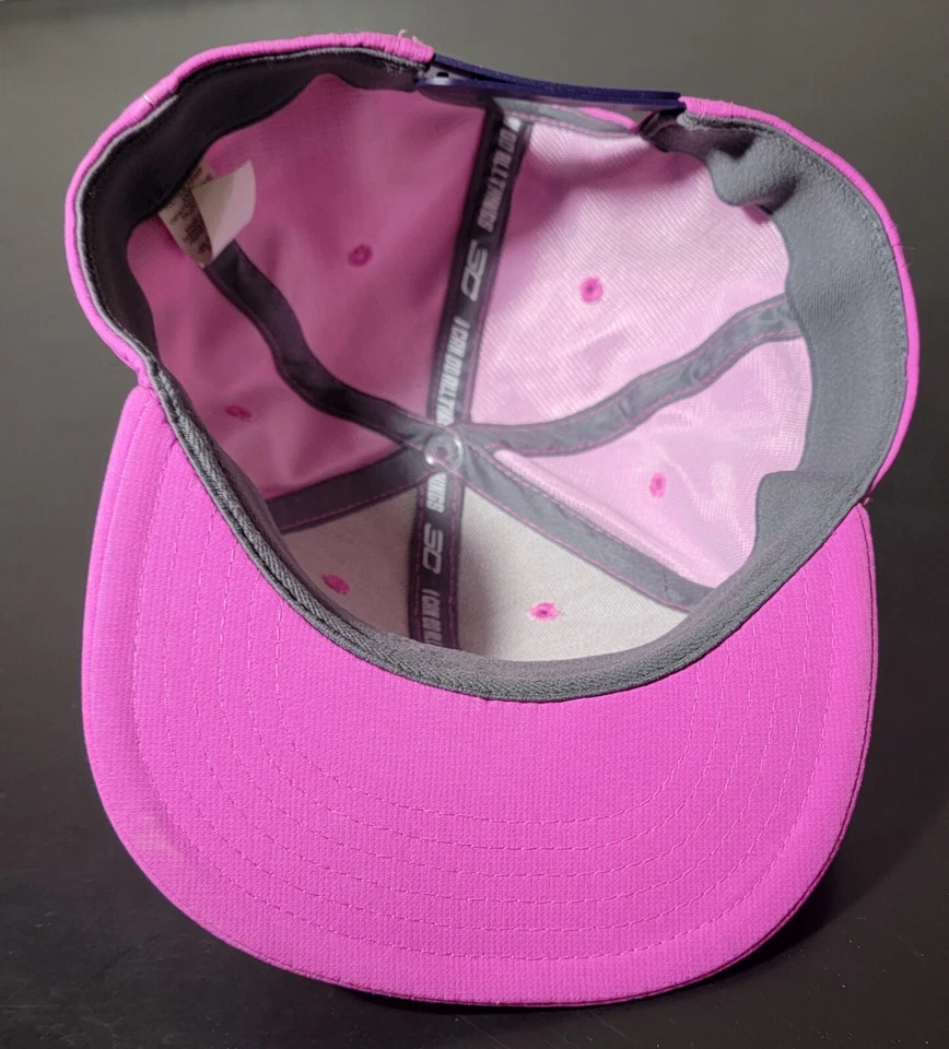 Gorra Under Armour NBA SC30 Core Rosa Juvenil Snapback Foto 3 de 4
