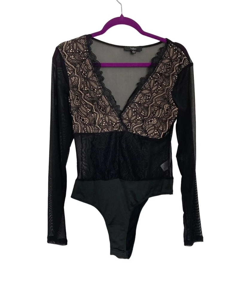 Body Lulus preto de malha de renda tamanho grande