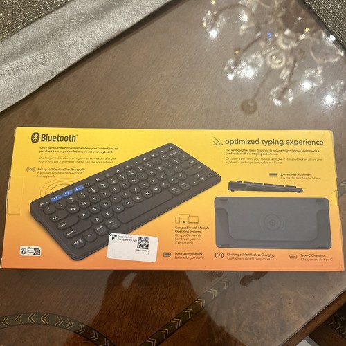 zagg bluetooth keyboard pro 12 - Picture 2 of 2