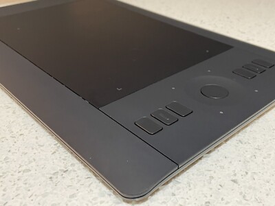 Wacom INTUOS Pro PTH-451 Professional Creative Touch Tablet Small