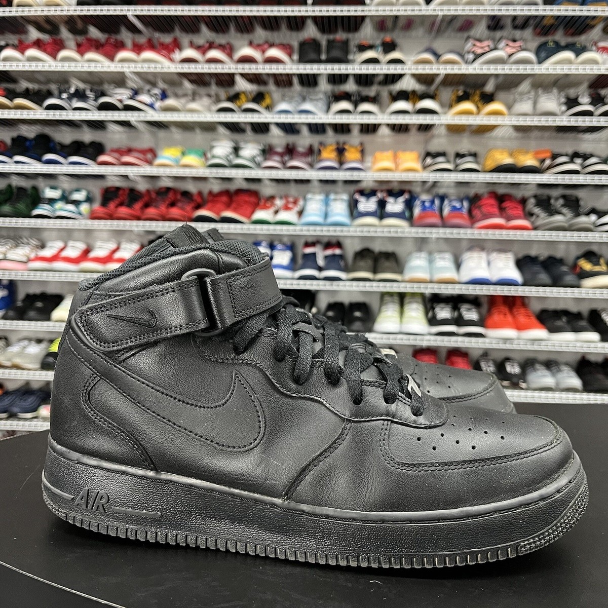 black air force 1 mid top mens