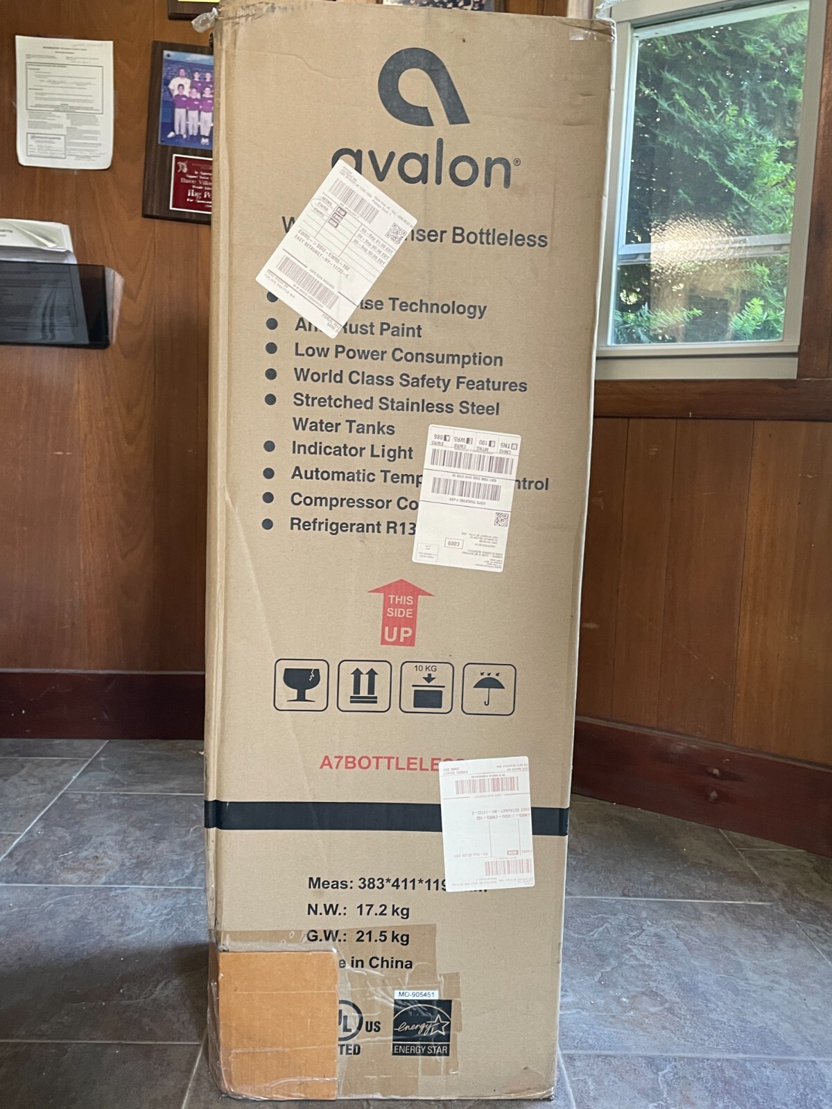 Water cooler / dispenser bottleless - Hot & Cold Temperature - avalon