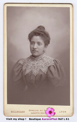 CDV bébé assis dans un fauteuil avec cloche bell Direction