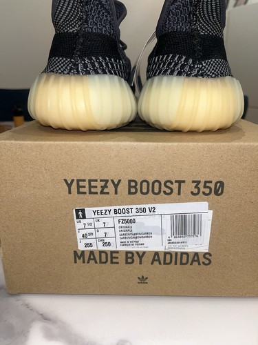 Size 7.5 - adidas Yeezy Boost 350 V2 Low Carbon - Picture 2 of 4