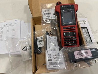 MOTOROLA MTP8550Ex Two-Way TETRA Portable Radio