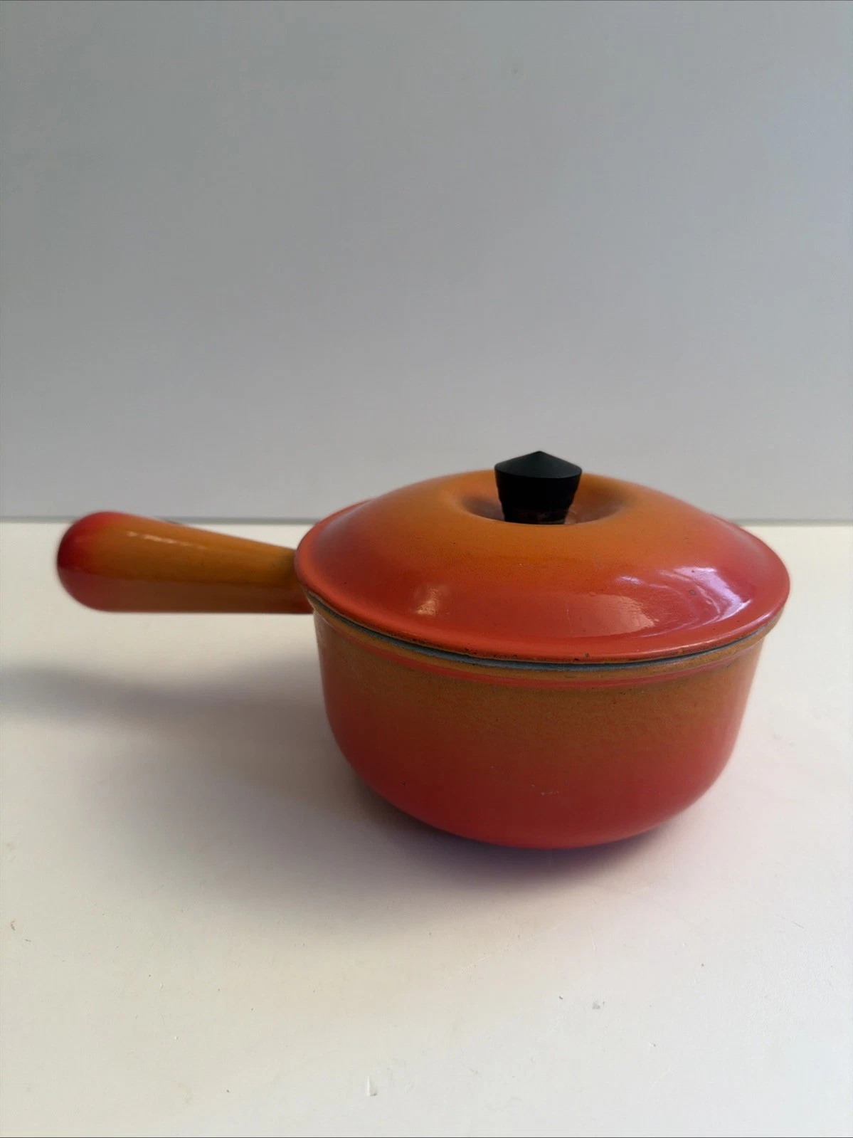 Vtg Cousances / Le Crueset France Orange Enamel Cast Iron #14 Pot w/ Lid 1/2 qt