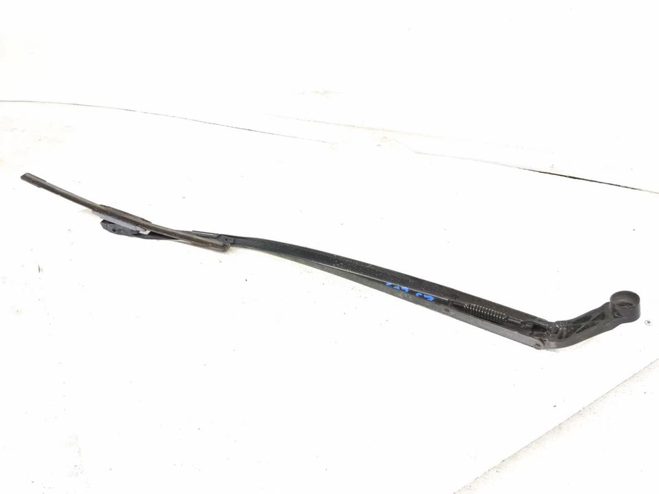 Brazo limpiaparabrisas pasajero derecho Toyota Corolla 2009-2013 85211-02260 Foto 2 de 4