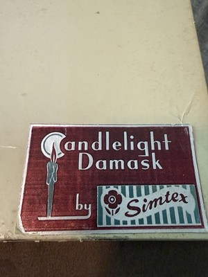 SIMTEX CANDLELIGHT DAMASK  66  X 86  TABLECLOTH AND 18 x 18  NAPKINS- NEW/OLD