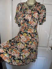 Pretty vintage look floral Dress Size 10 bnwt evening summer cruise