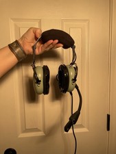 David Clark H10-76 - Military Spec Aviation Headset - Comfort Gel Ear Seals