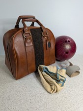 Columbia 300 11 lb  Bowling Ball Red With AMF Leather Bag, and accessories