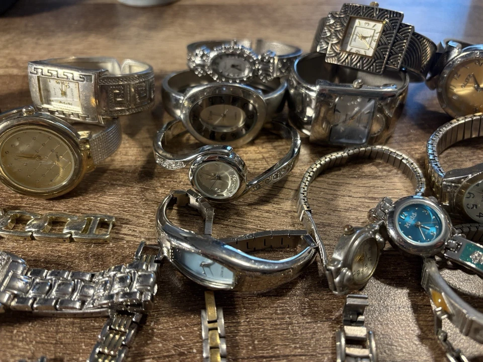 Women Watch Lot Of (52) Untested,Silver Tone Gemmed,Ladies Quartz Watches - Image 4 of 4