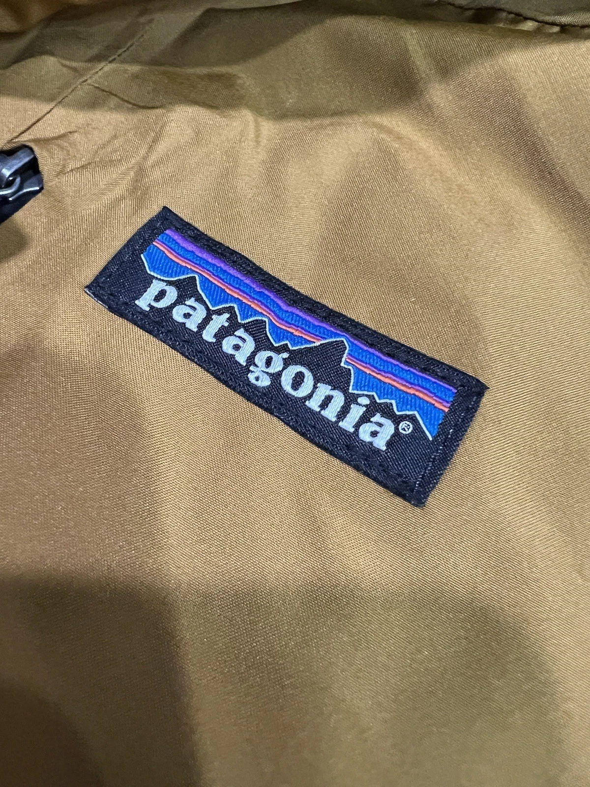 Patagonia Mens Powder Town XL H2No Raptor Brown Insulated Powder Town Ski Jacket - product detail image 3