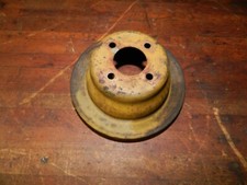 International 404 Tractor C-135 Water Pump Pulley, 367688R1