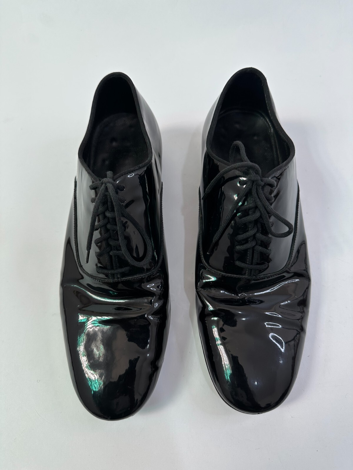 Derby Saint Laurent Montaigne in vernice nera con lacci taglia 39 EU 9 US