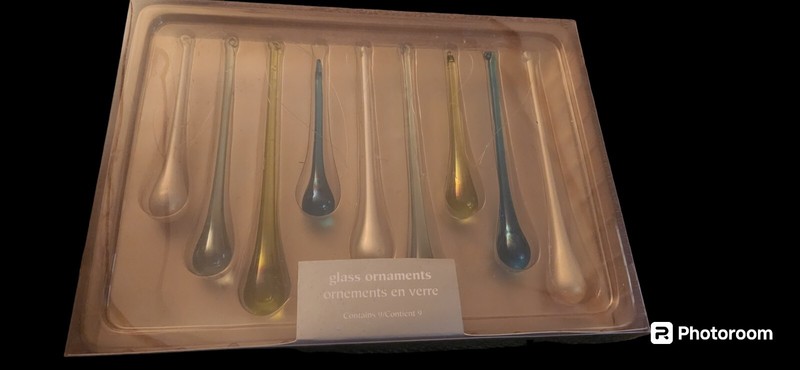 Pier 1 One Glass Teardrop Icicle Box Of 9 Ornaments 9 Pieces NIB