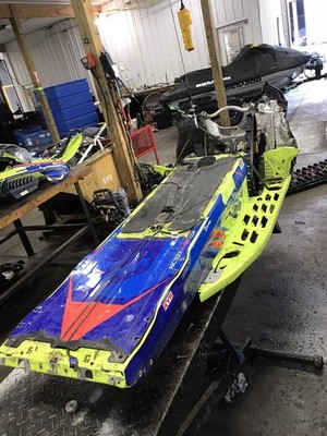 20 Ski-Doo Renegade XRS 900 Ace Turbo frame chassis tunnel 