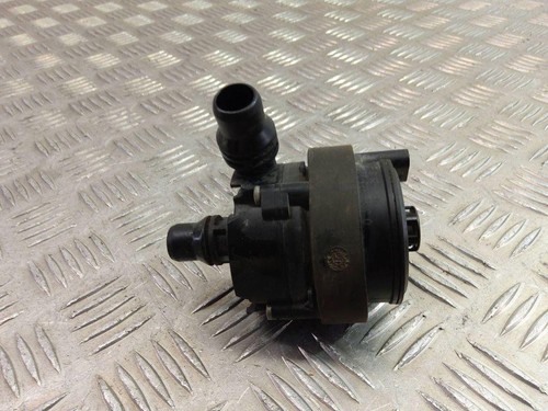 BMW X1 F48 Zirkulationswassermotor 8605322 2.00 Petrol 2016 31003757