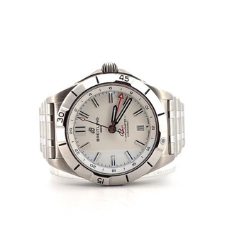 Breitling Chronomat GMT A32398 40mm White Dial Automatic Stainless Steel Watch