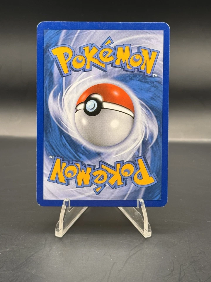 Moltres 149/147 Supreme Victors Holo - Image 2 of 2