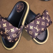 Louis Vuitton Pool Pillow Comfort Sandals Slides 39 Size US 8