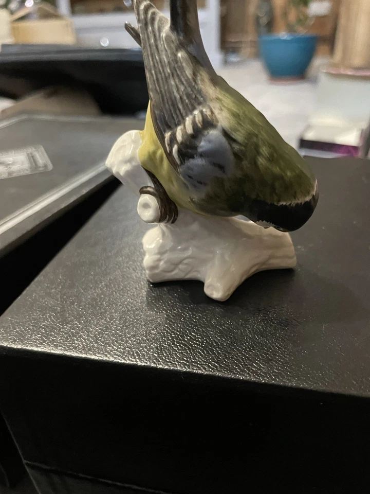 Beautiful Goebel Blue Tit Figure ~ 10cm High ~ 38 015 ~ Titmouse ~ Excellent - Image 3 of 4