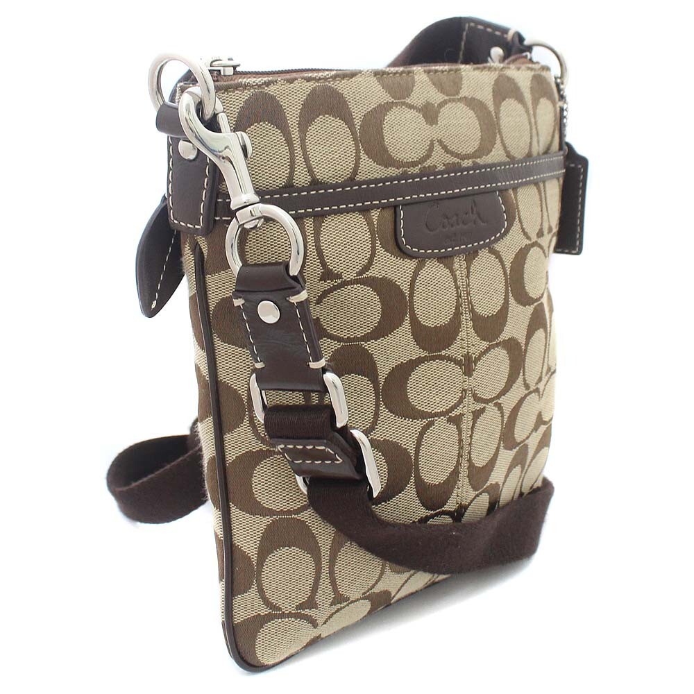 Coach Authentic Signature Shoulder Bag 18x21x1cm Pre-Owned