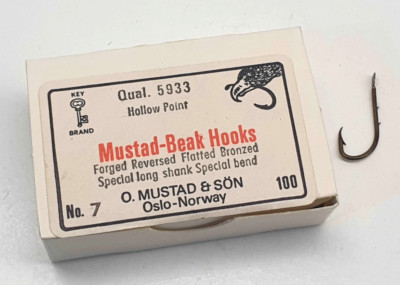 Ami MUSTAD - Ref. 5933 - Nr. 7 - 100 Stück - FG944