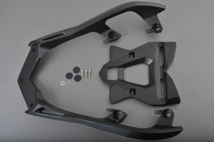 Support top case Yamaha XMAX 250 pour installer facilement une valise arrière de voyage
