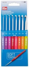 Prym ::Crochet Hook Set Soft Handles:: 8 hooks US A-J / 2.0-6.0 mm