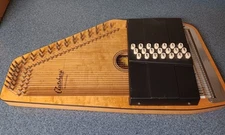 Oscar Schmidt OS120CNE 21 Chord Autoharp