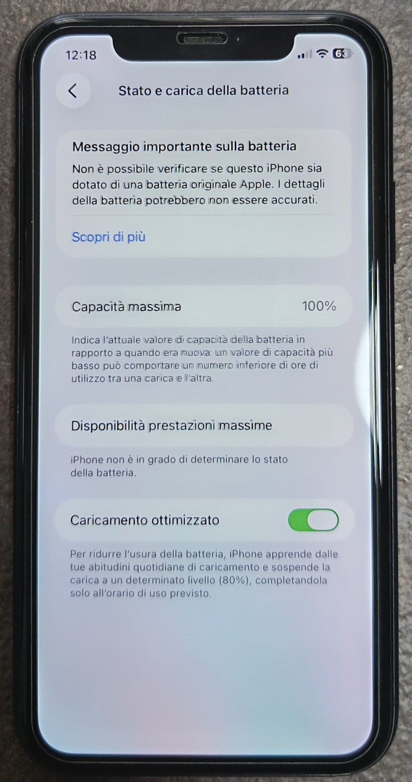 iPhone 11 128 GB con batteria 100% + custodia MagSafe + cavo di ricarica nuovo