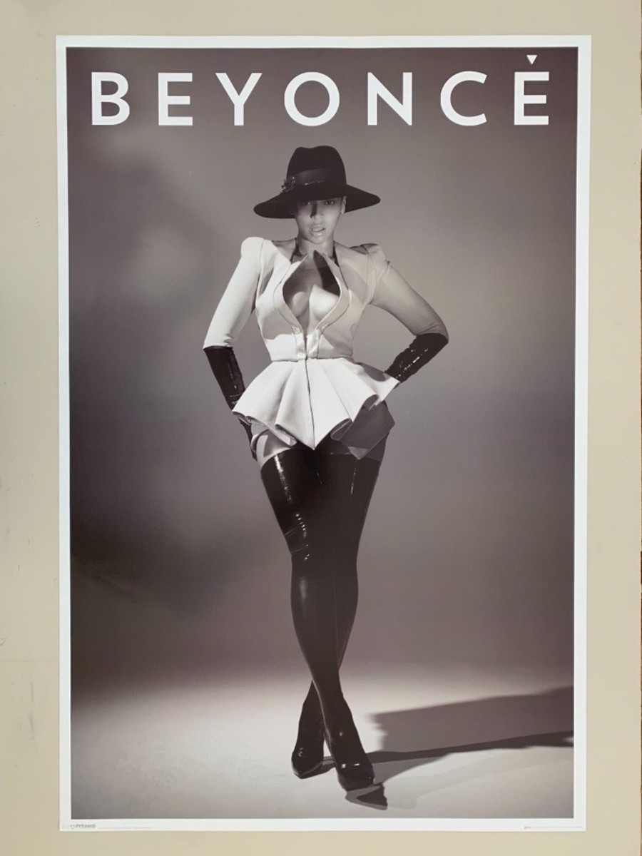 BEYONCE IN A FASHION PHOTO, AUTHENTIC 2000's POSTER | eBay
