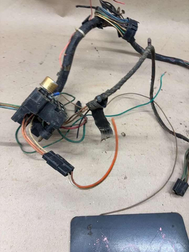 1967 1972 C10 C20 雪佛兰 Gmc 卡车保险丝隔板面板电线接线转速表 — 第 3/4 张图片