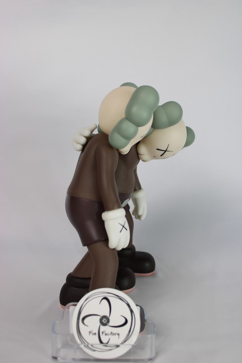 MEDICOM TOY - Helen0612 KAWS ALONG THE WAY BROWN KAWS Along The Way Vinyl Figure Brown - US