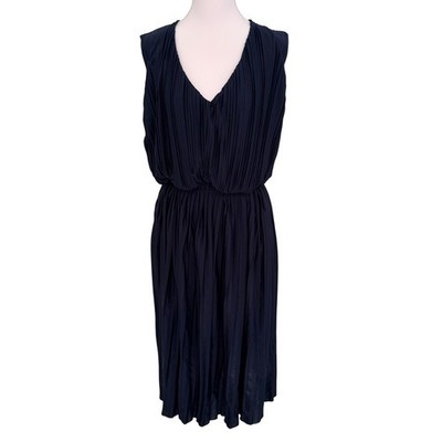 H&M Pleated Midi Dress Womens Large Navy Blue Plisse V-Neck Sleeveless 07977390