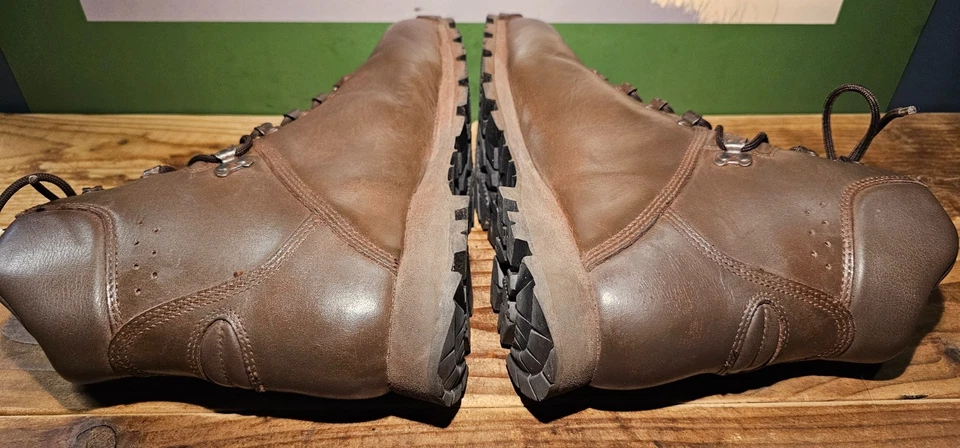 Iturri lightweight Patrol Hiking, Fishing, Walking, Outdoors Boots UK 10 M  - Image 4 of 4