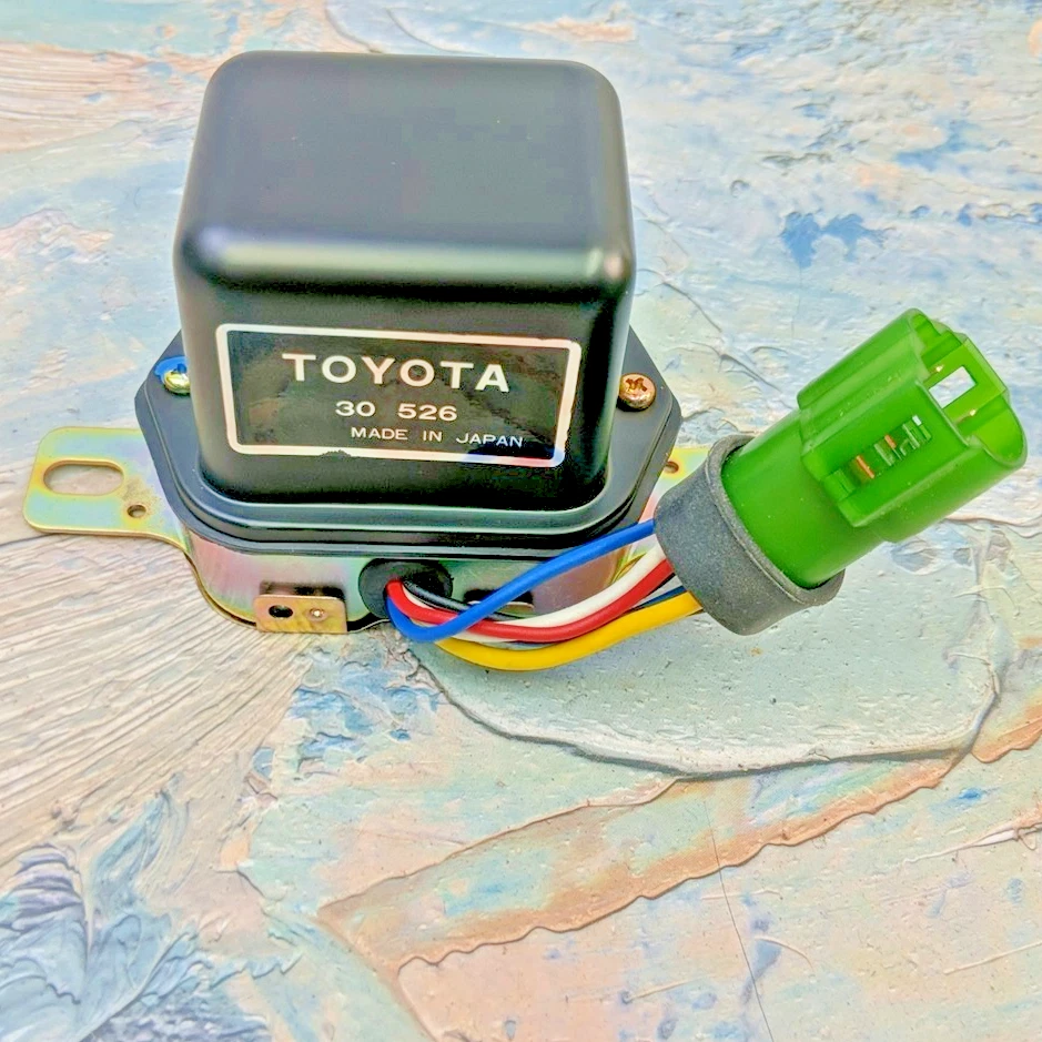 Regulador de voltaje Bosch 30526 para Toyota Celica Corolla Land Cruiser Tercel 12V Foto 4 de 4