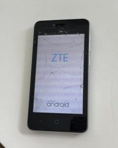 ZTE Blade C341 Smartphone Weiß  Teilespender Platine Kamera Deckel  Etc Ok -