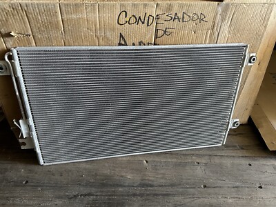 Freightliner Condensador A/C A22-72459-000