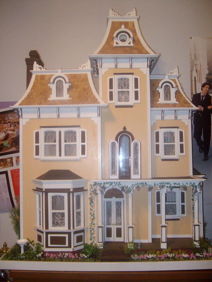 Beacon Hill Dollhouse Kit