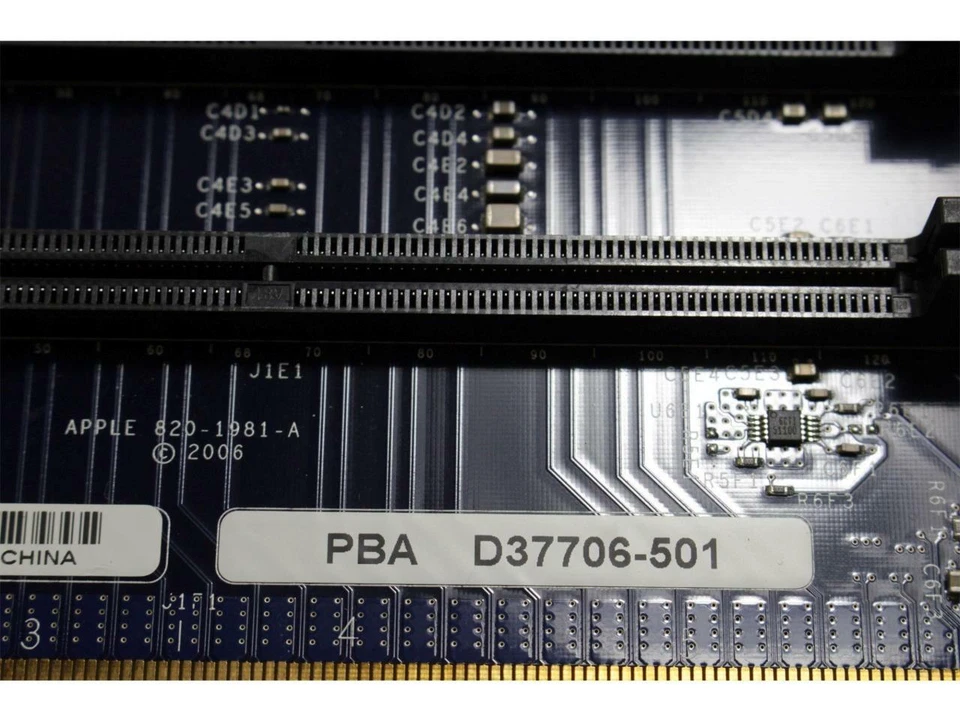 Apple Mac Pro A1186 Riser Board 4 Slots  2Gb DDR2 630-7667 922-7695 820-1981-A - Image 4 of 4