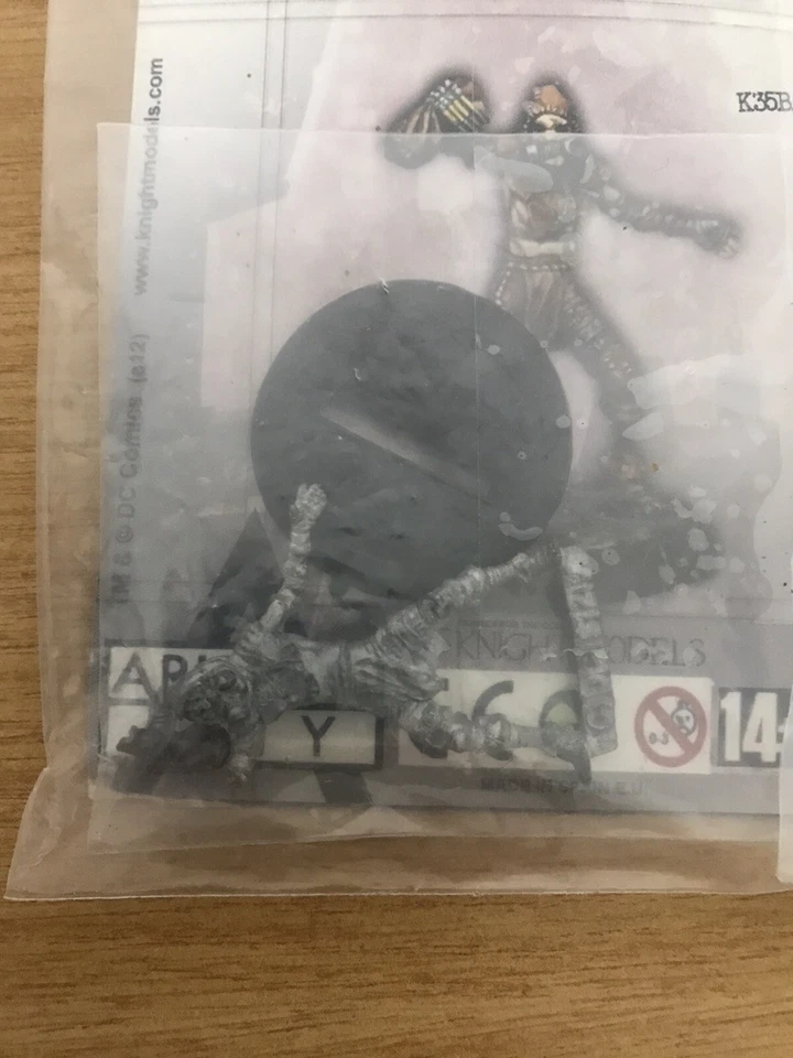 Batman Miniature Game Scarecrow Arkham City Knight Models Figure Figurine Board - Image 2 of 3