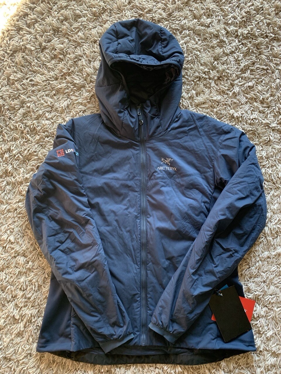 Arc'teryx Atom LT Women's Hoody XL - Stylish Warmth in Nocturne image 6