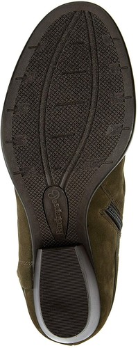 bare traps peep toe booties