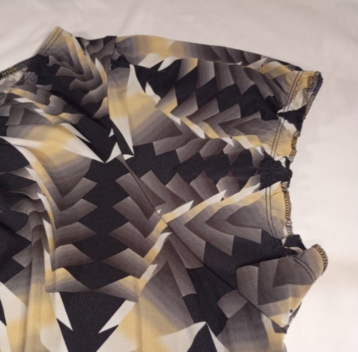 Worthington Stylish Abstract Patterned Blouse - image 3